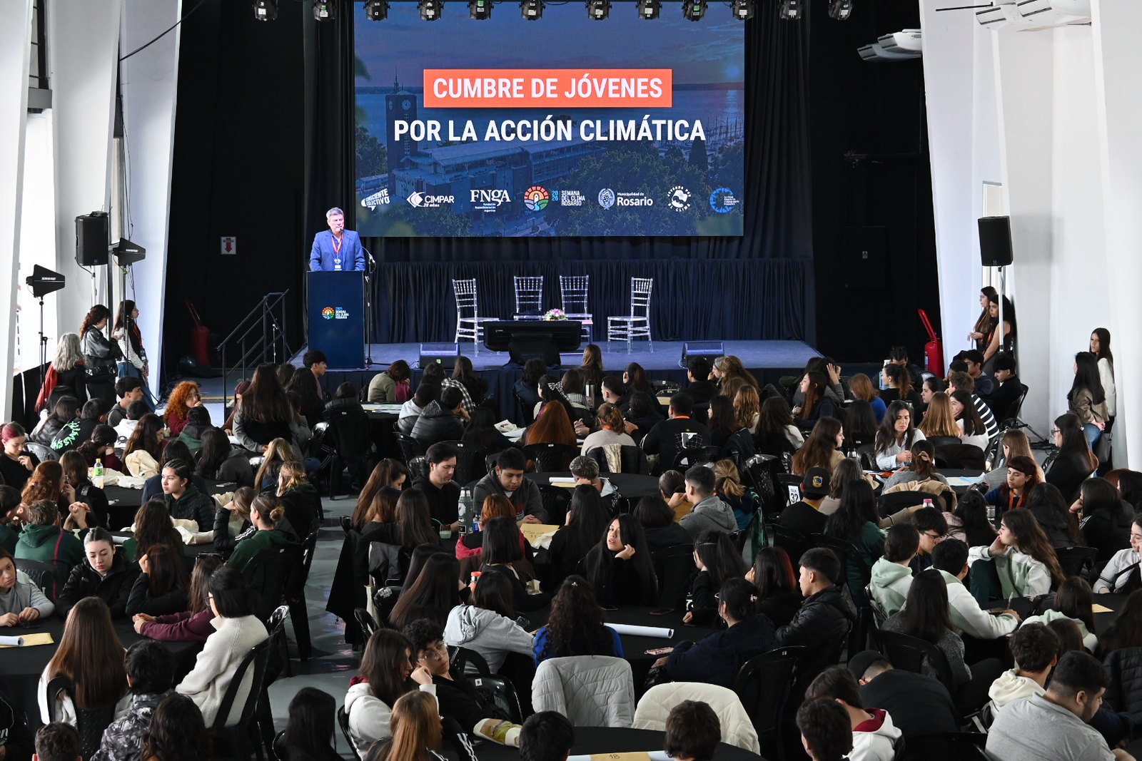 Imagen de Más de 200 jóvenes debatieron sobre el futuro en la Cumbre de Jóvenes por la Acción Climática 2026
